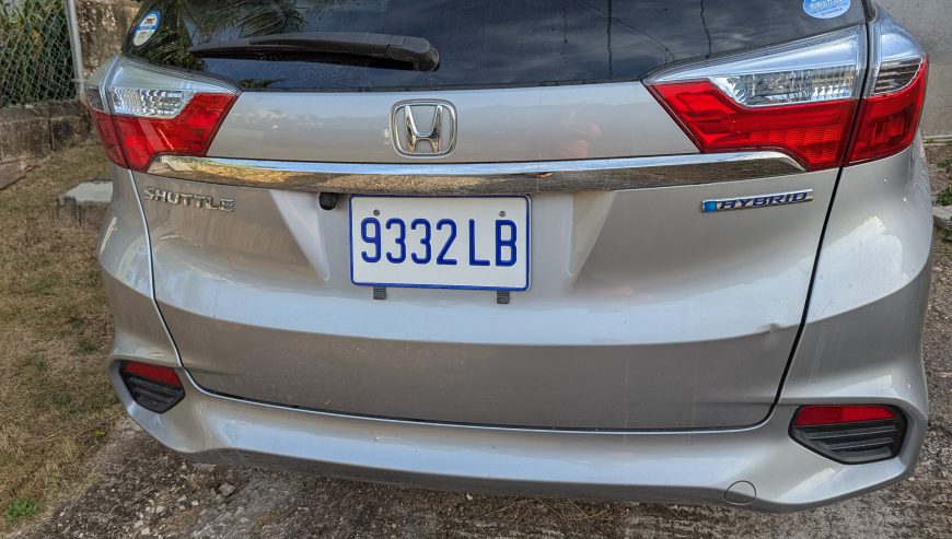 2019 Honda Shuttle Silver in excellent condition