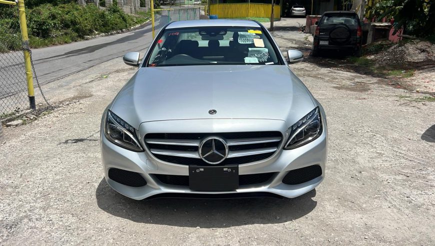 2018 C180 Mercedes benz
